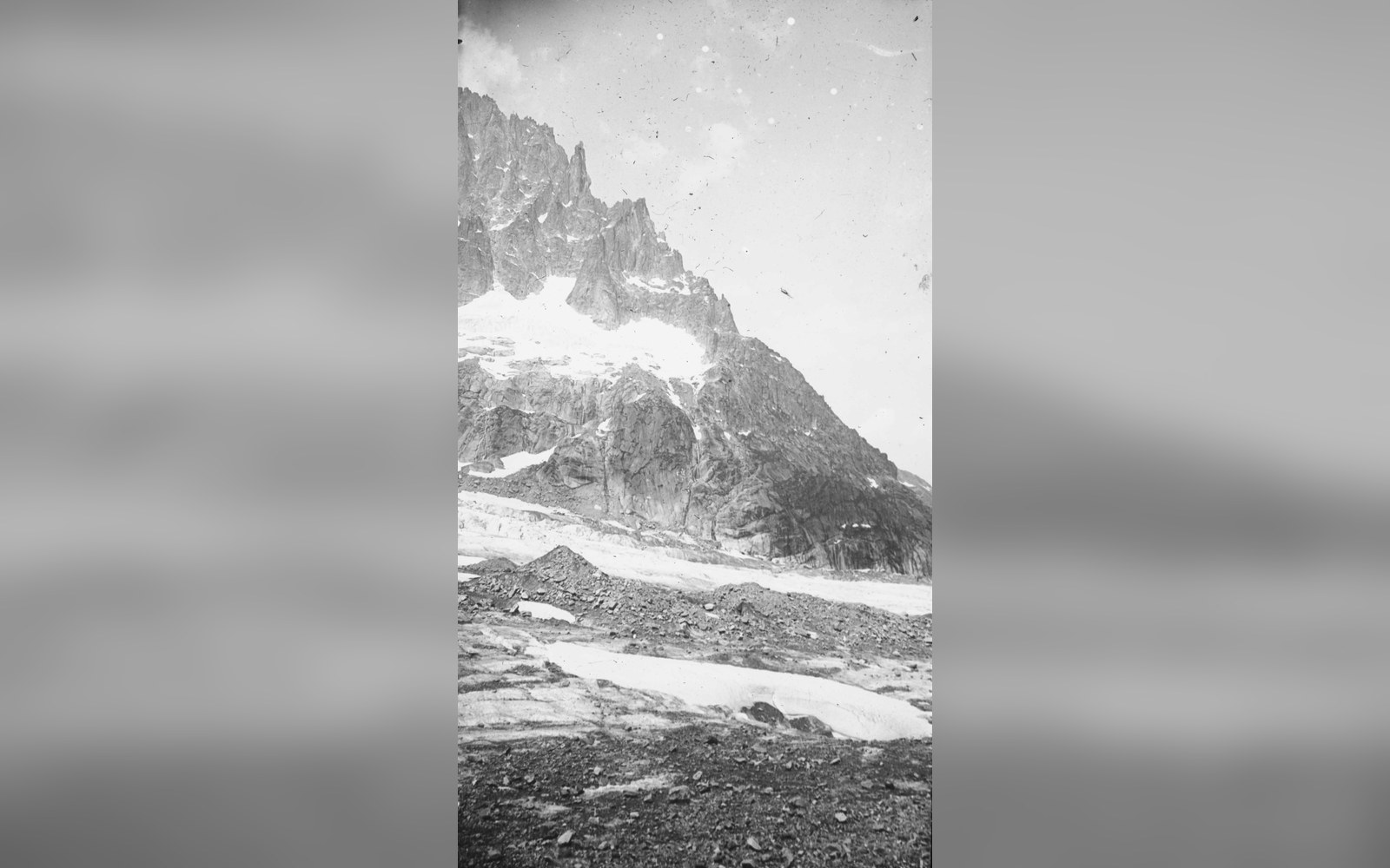 Mer de Glace date plaques Montenvers rock face sequence